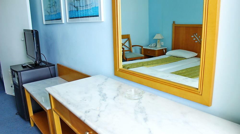 Tinos Beach Hotel Kültér fotó