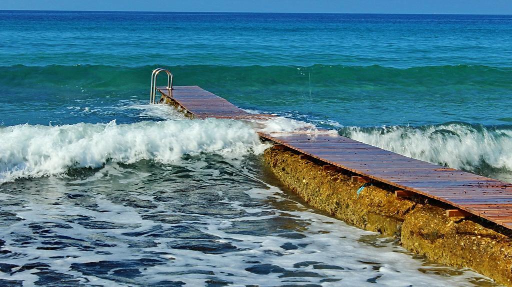 Tinos Beach Hotel Kültér fotó